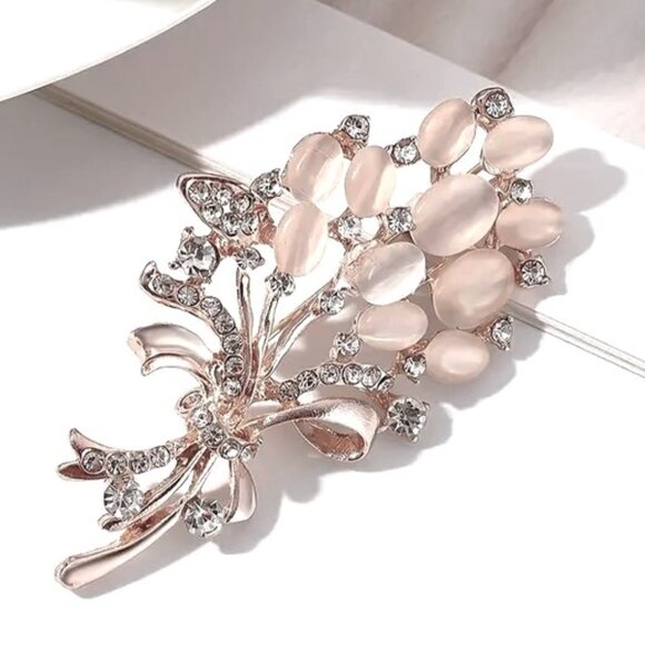 Flower Brooch Mother of Pearl Rhinestone Bouquet Bow Pin Sparkle Glam Elegant - Picture 1 of 4